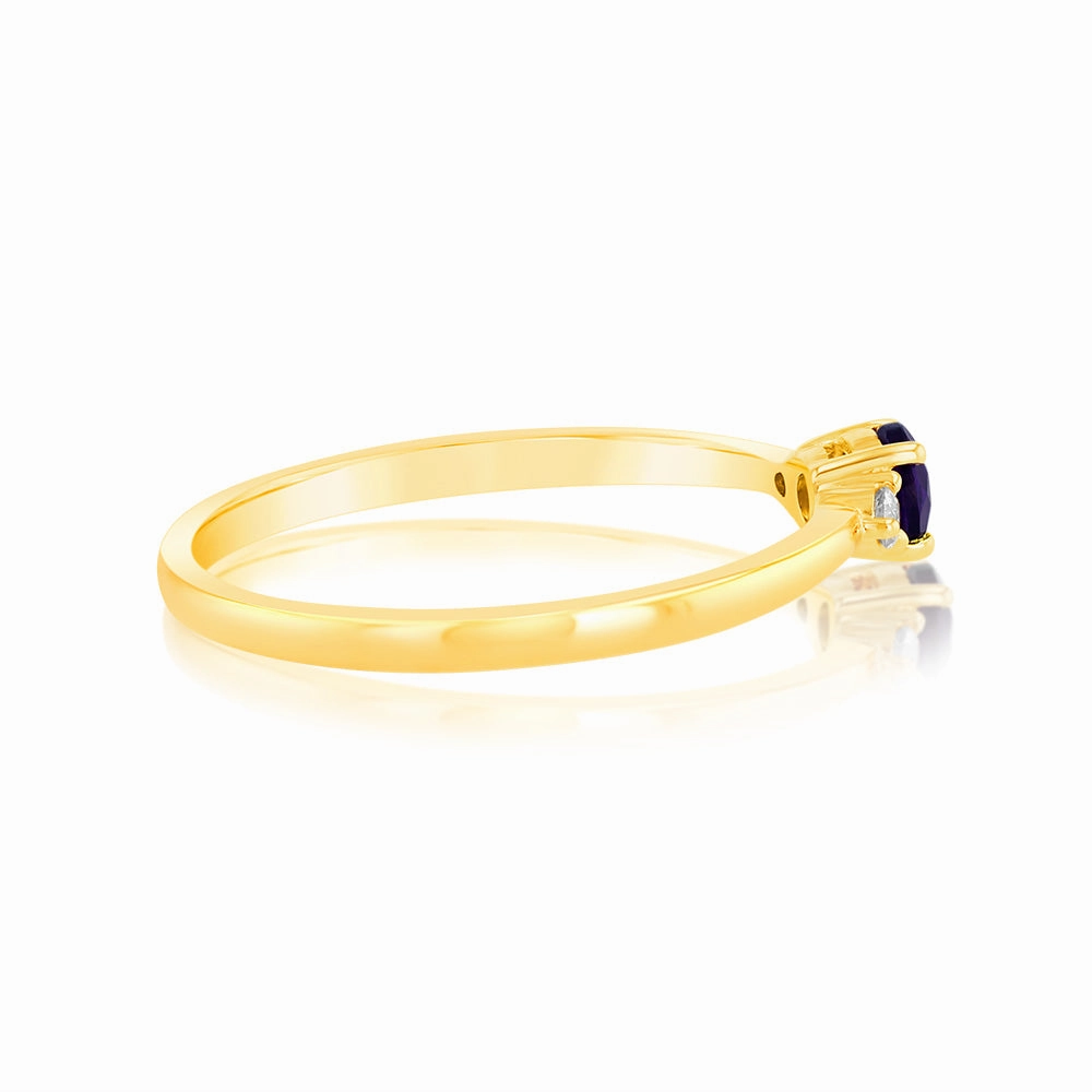 0.23 Carat Amethyst and Diamond Ring in 9ct Yellow Gold