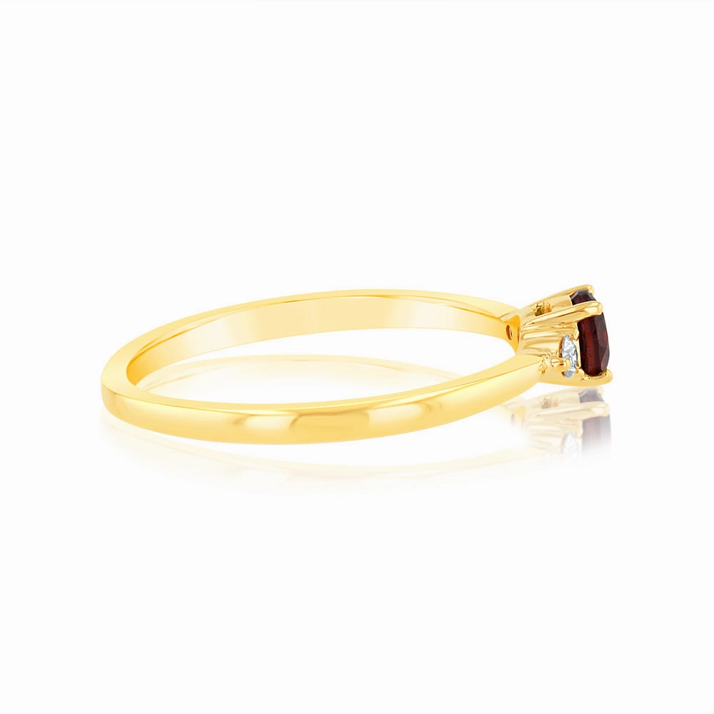 0.30 Carat Red Garnet and Diamond Ring in 9ct Yellow Gold