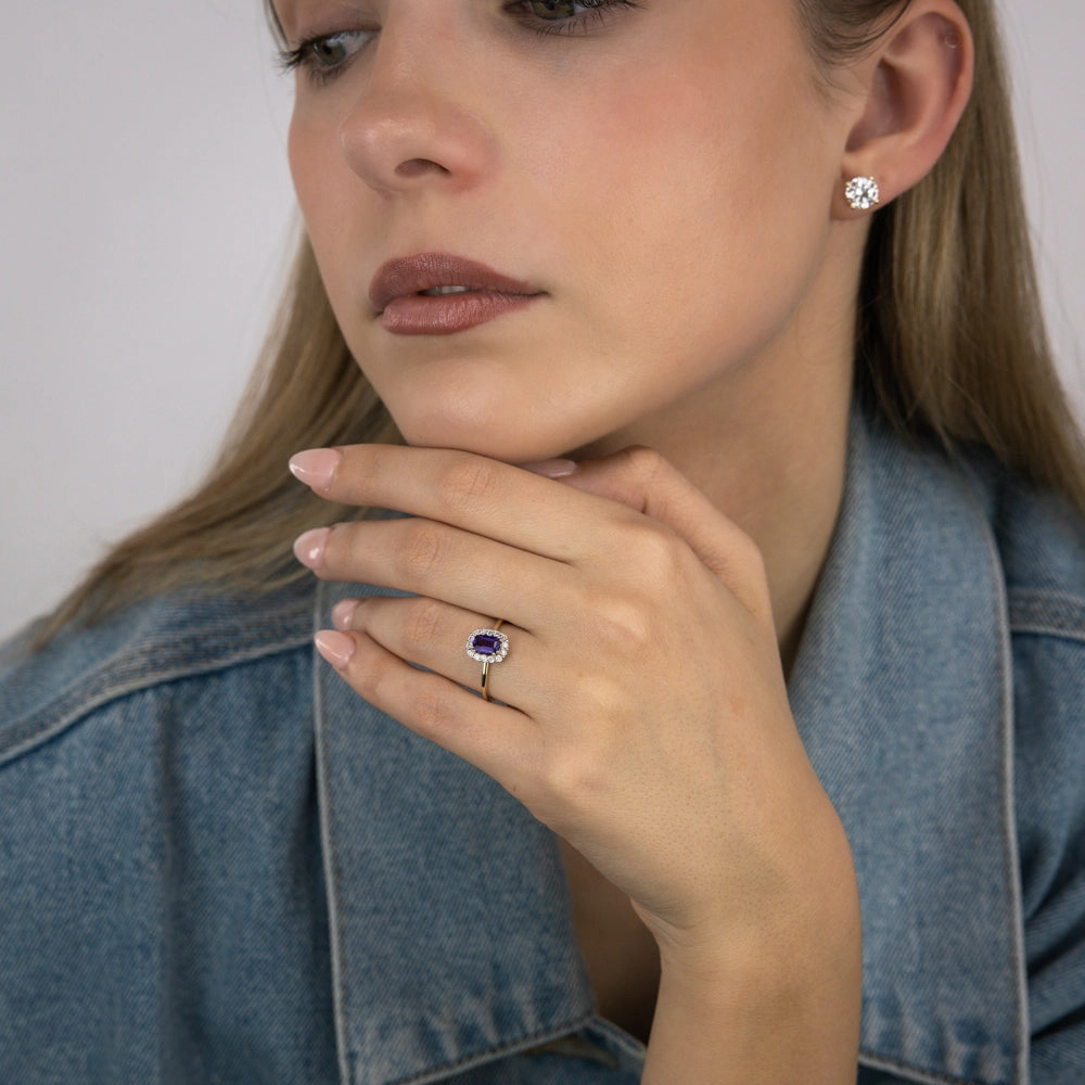 0.54 Carat Amethyst and Diamond Ring in 9ct Yellow Gold