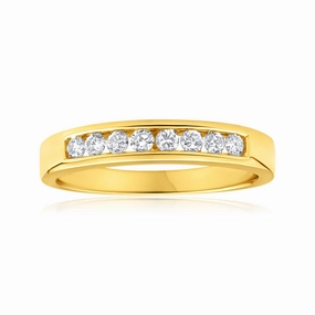 18ct Yellow Gold 1/5 Carat Diamond Ring With 8 Diamonds