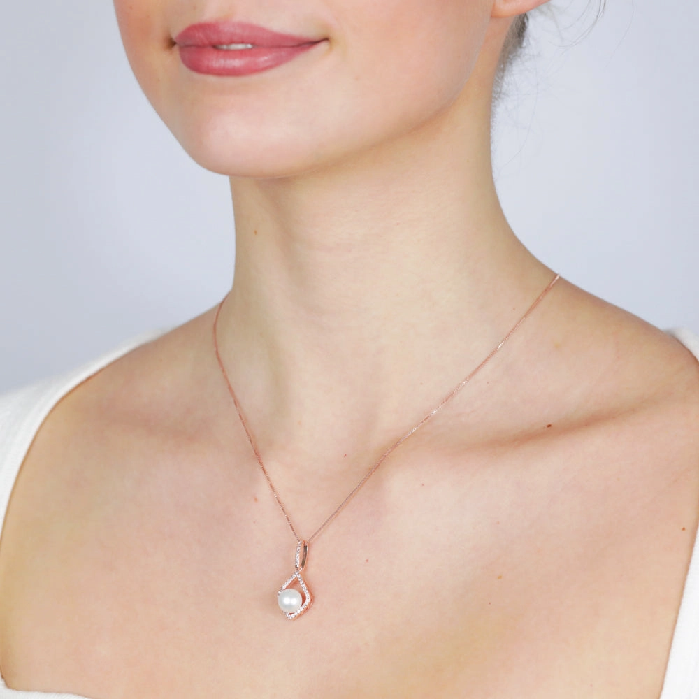 8-9mm Fresh Water Pearl   Created Sapphire Pendant on 45cm chain Silver Rose Gold