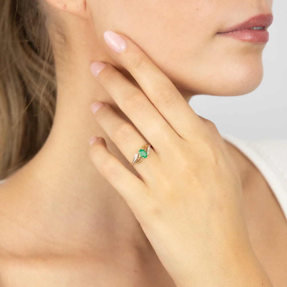 9ct Yellow Gold 0.55 Carat Natural Emerald & Diamonds Ring