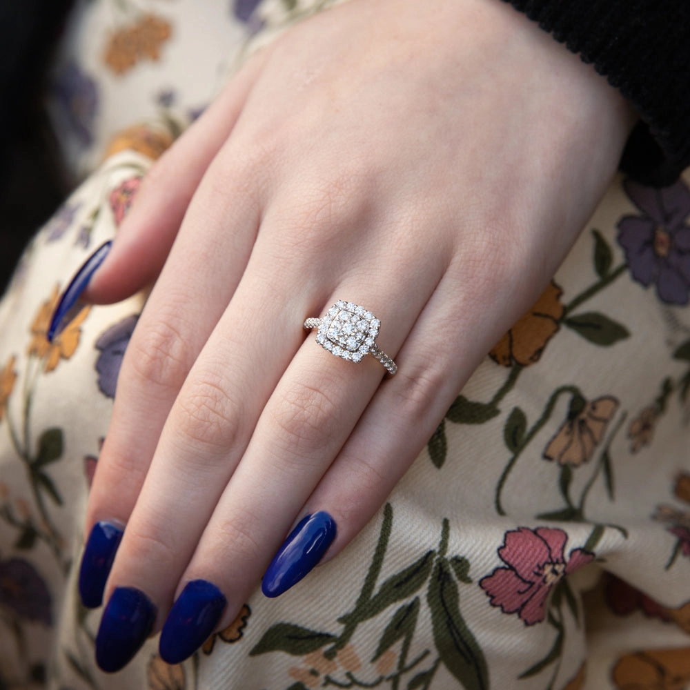 9ct Yellow Gold 1 Carat Luminesce Laboratory Grown Diamond Ring