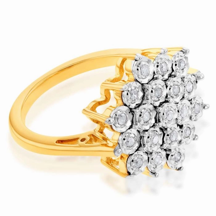 9ct Yellow Gold Diamond Ring Set With 19 Brilliant Cut Diamonds