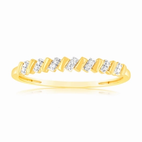 9ct Yellow Gold Diamond Ring with 6 Brilliant Cut Diamonds