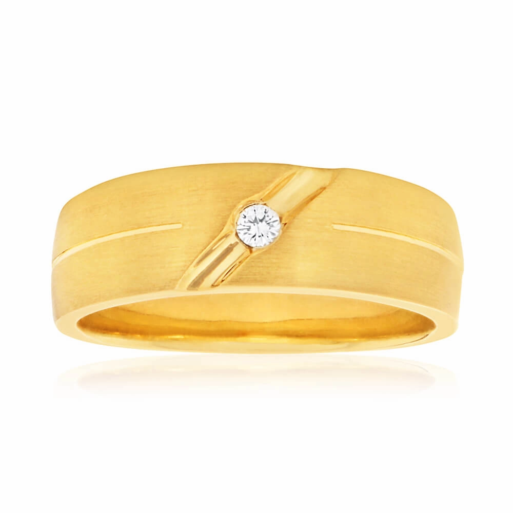 9ct Yellow Gold Round Brilliant Bezel Set Diamond Ring
