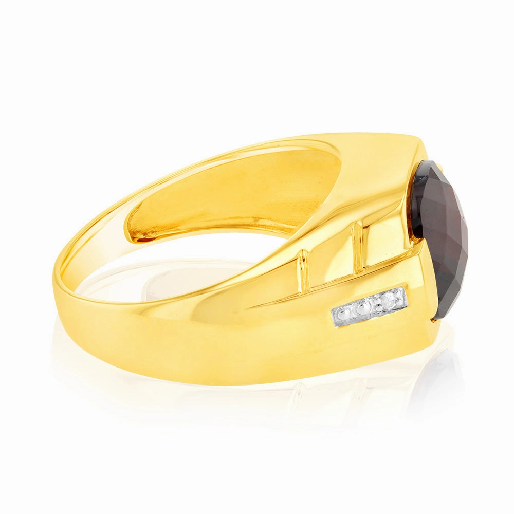 9ct Yellow Gold with 1Garnet & Small Diamond Men Ring