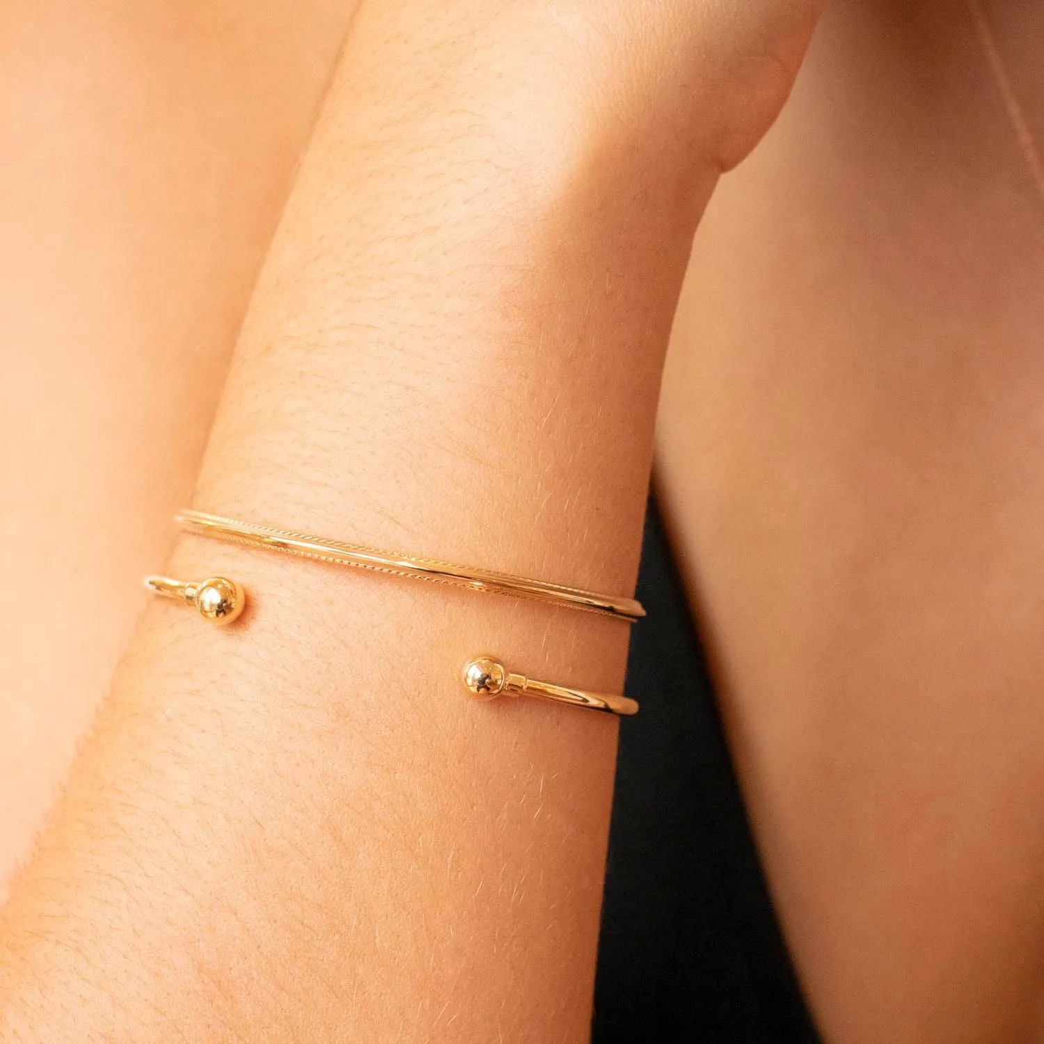 9K Yellow Gold Organic Twist Bangle 60cm