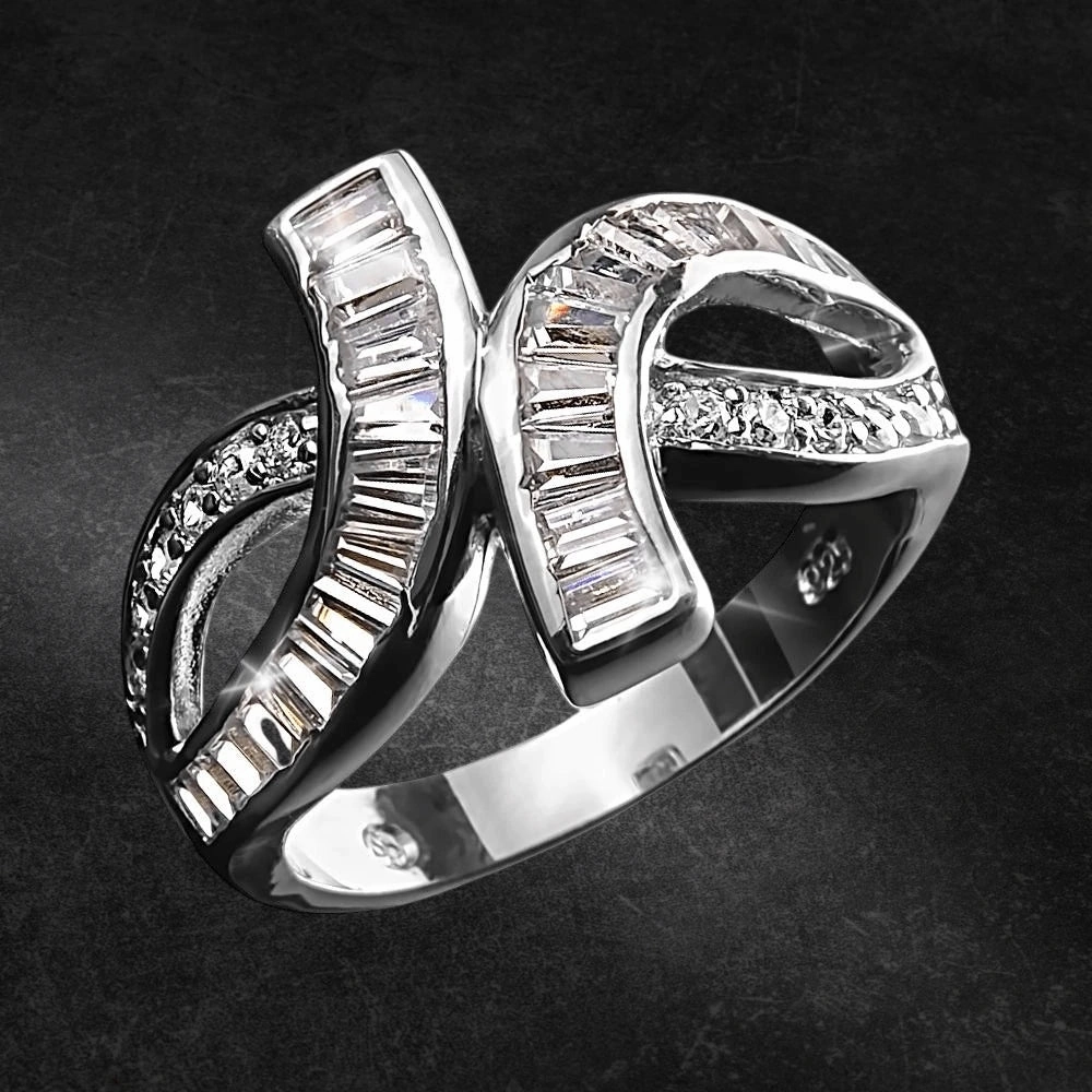Baguette Twist Ring Rhodium