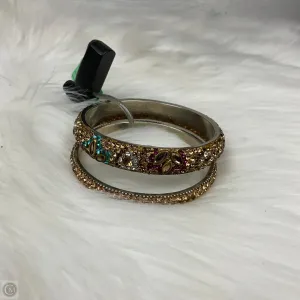 Bracelet Bangle By Clothes Mentor, Size: 02 Piece Set