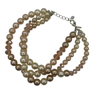 Bracelet Beaded By Clothes Mentor In Gold & Pink