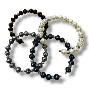 Bracelet Beaded By Clothes Mentor  Size: 04 Piece Set