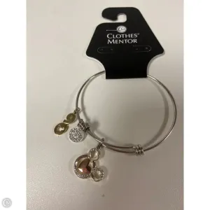 Bracelet Charm By Disney Store, Size: 1