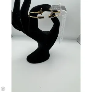 Bracelet Cuff By Clothes Mentor, Size: 02 Piece Set