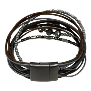 Bracelet Other By Clothes Mentor In Silver