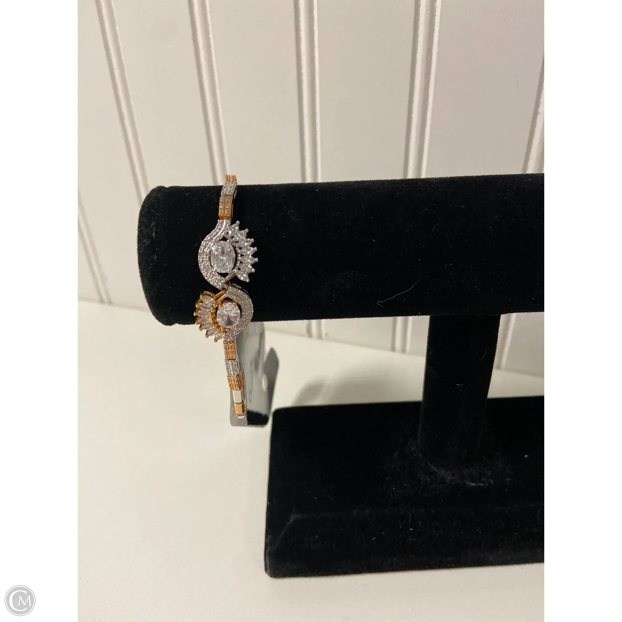 Bracelet Other By Clothes Mentor