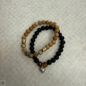 Bracelet Set By Clothes Mentor, Size: 02 Piece Set