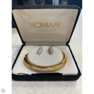 Bracelet Set By Clothes Mentor, Size: 02 Piece Set