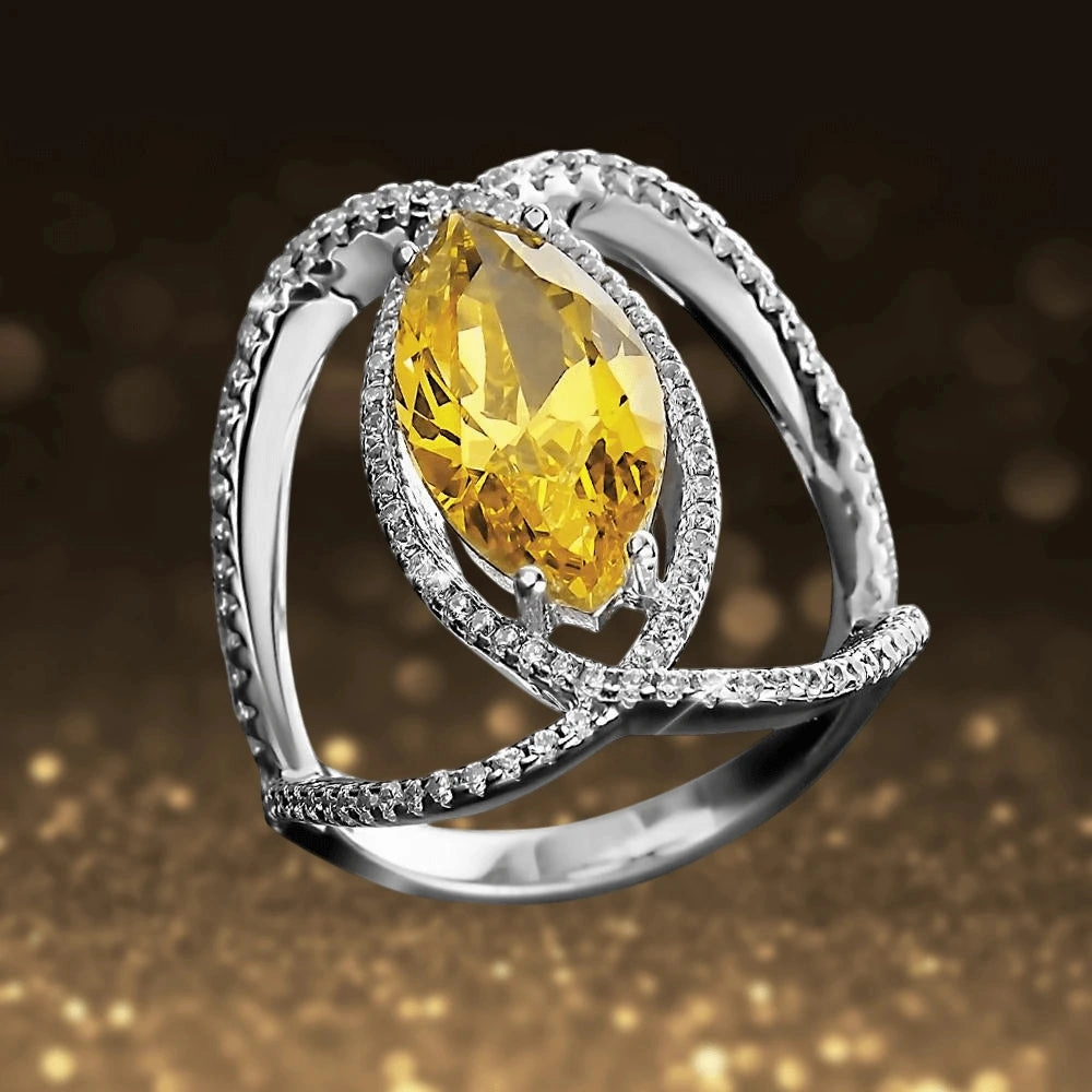 Curvela Marquise Ring