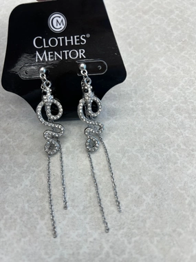 Earrings Dangle/drop By Clothes Mentor