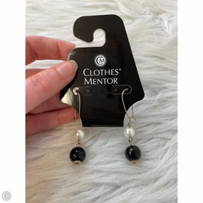 Earrings Dangle/drop By Clothes Mentor