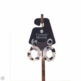 Earrings Dangle/drop By Clothes Mentor