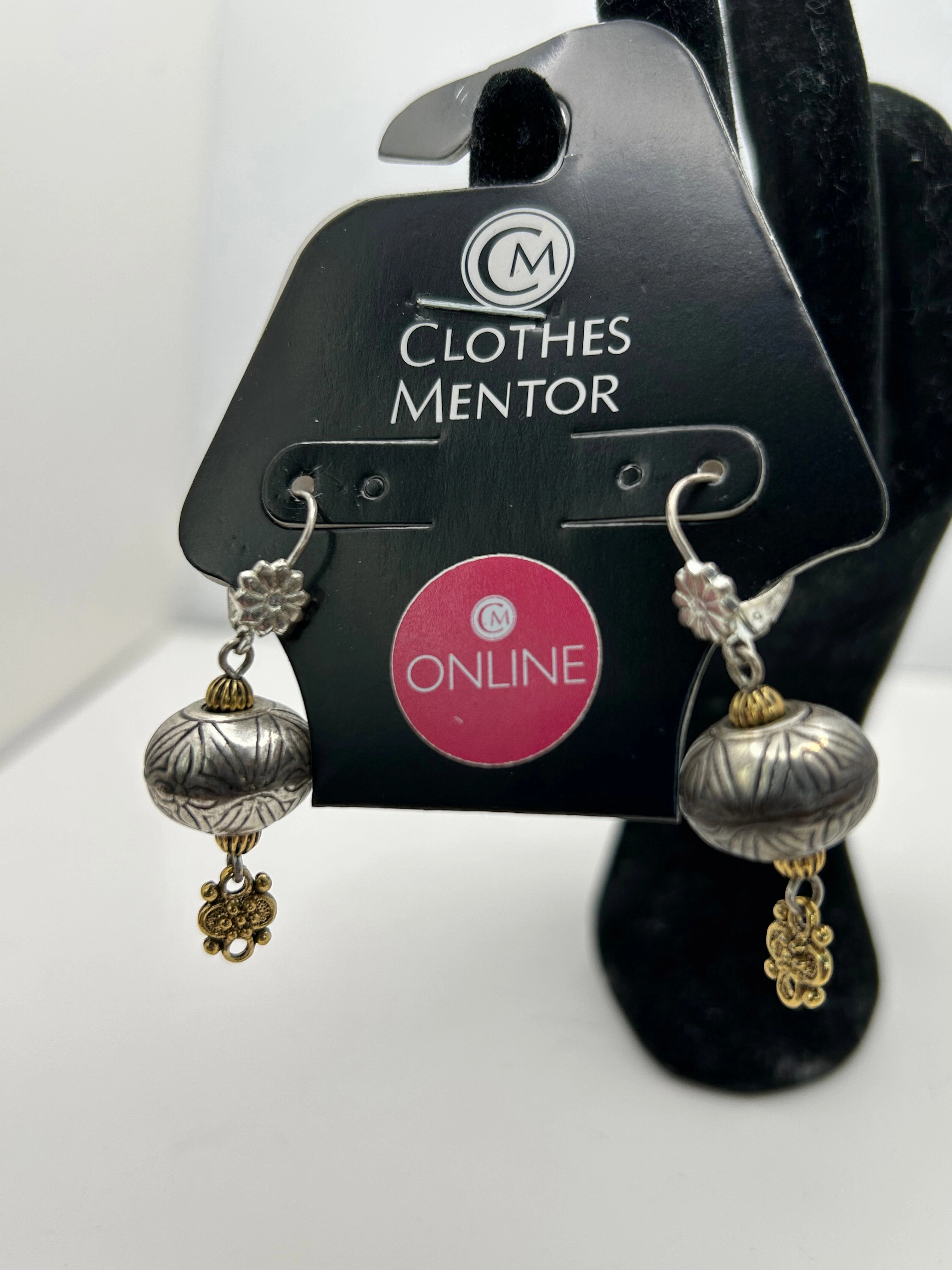Earrings Dangle/drop By Clothes Mentor
