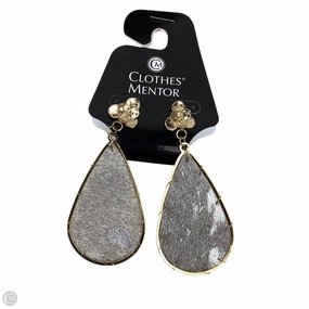 Earrings Dangle/drop By Clothes Mentor