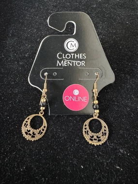 Earrings Dangle/drop By Clothes Mentor