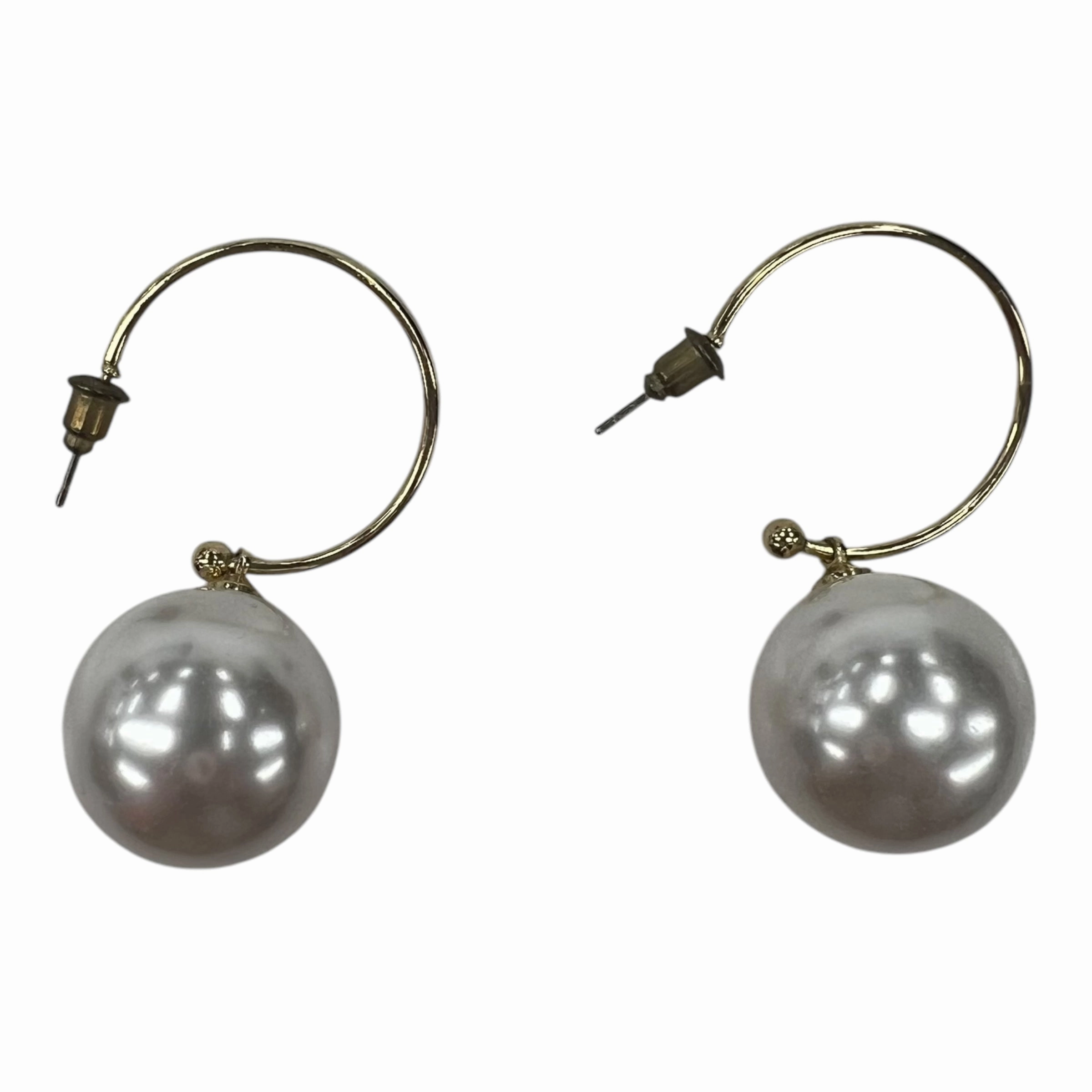 Earrings Dangle/Drop By Plunder In Gold & White