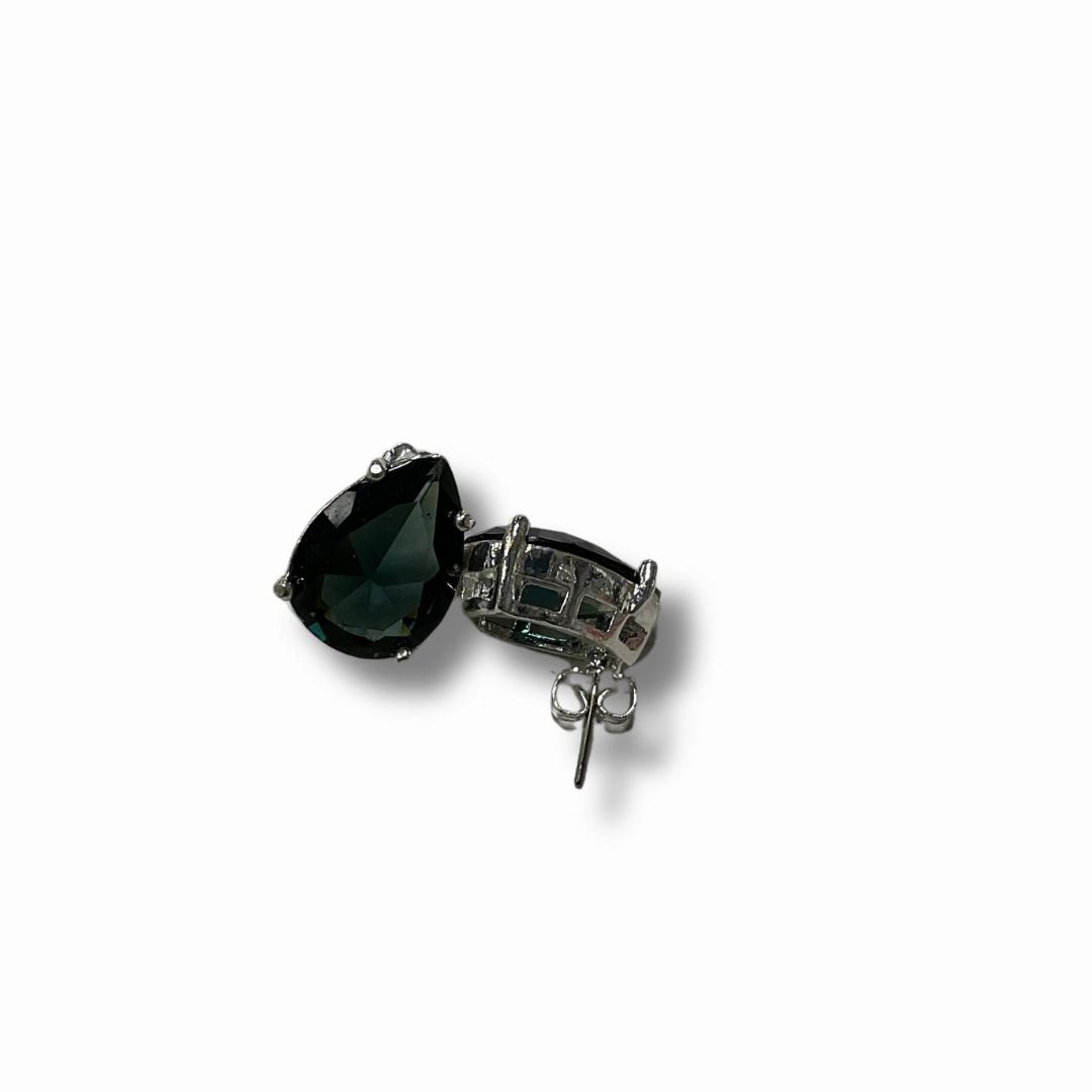 Earrings Stud By Clothes Mentor, Size: 02 Piece Set