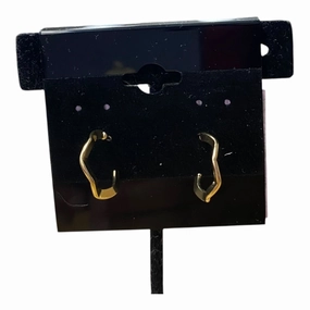 Earrings Stud  In Gold