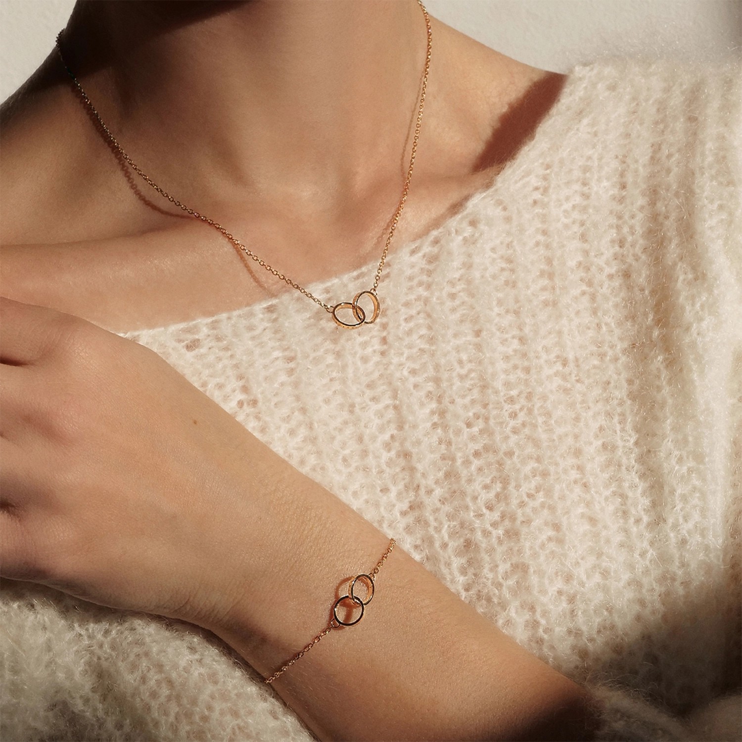 Elan Unity Rose Gold Bracelet