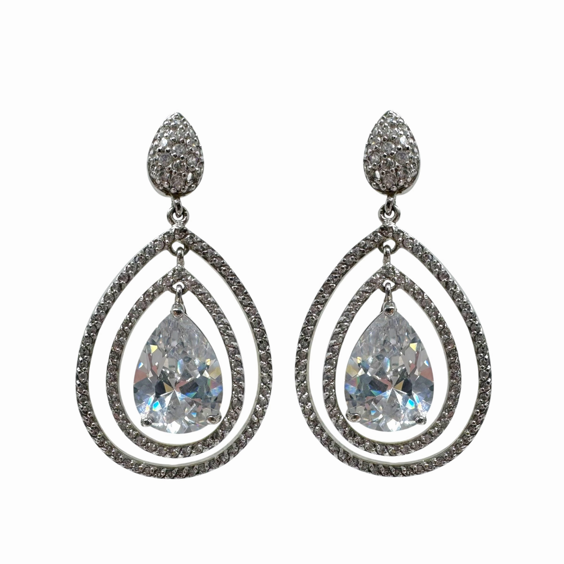 Faux Crystal Teardrop Earrings Dangle/drop By Clothes Mentor