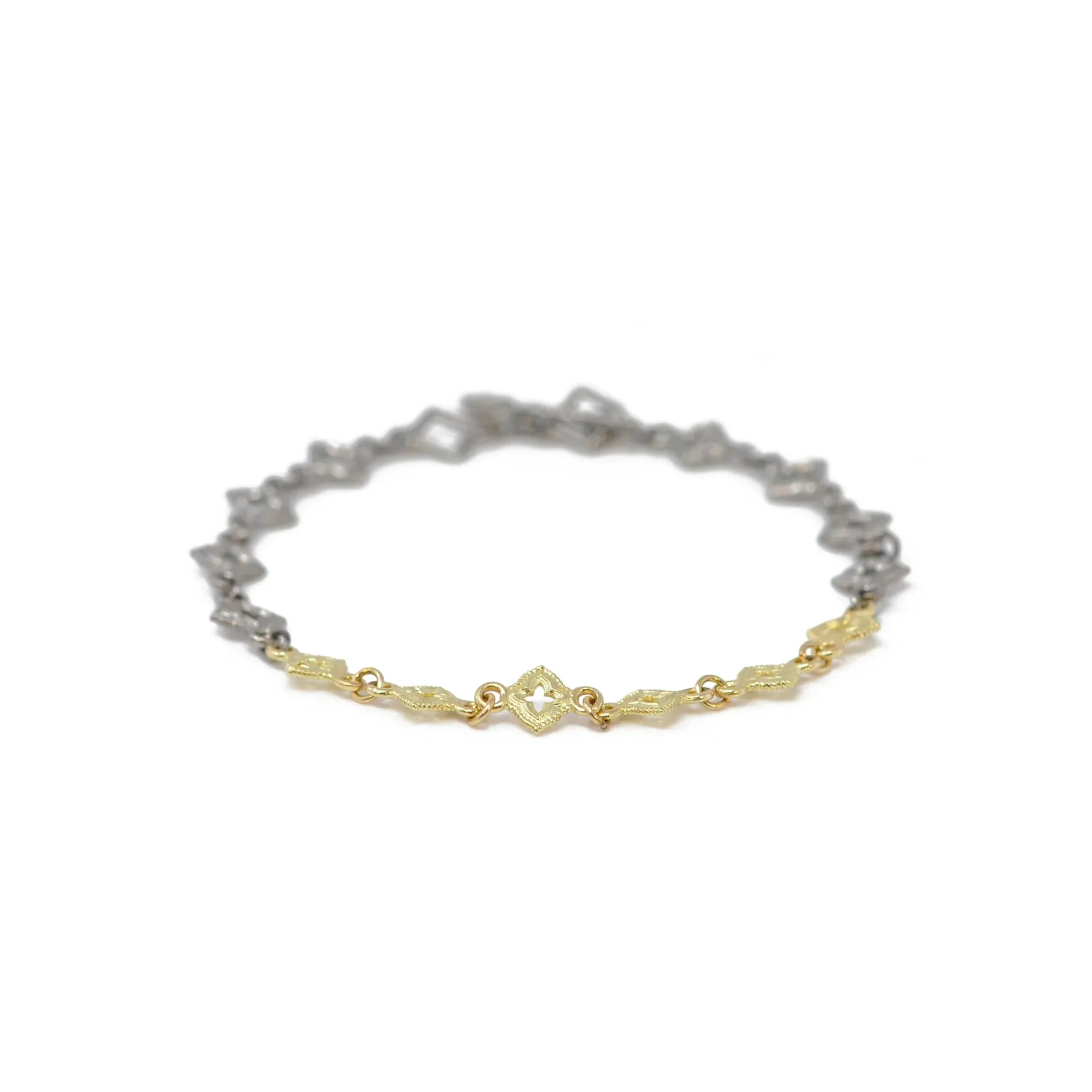 Grey / Scroll Link Bracelet