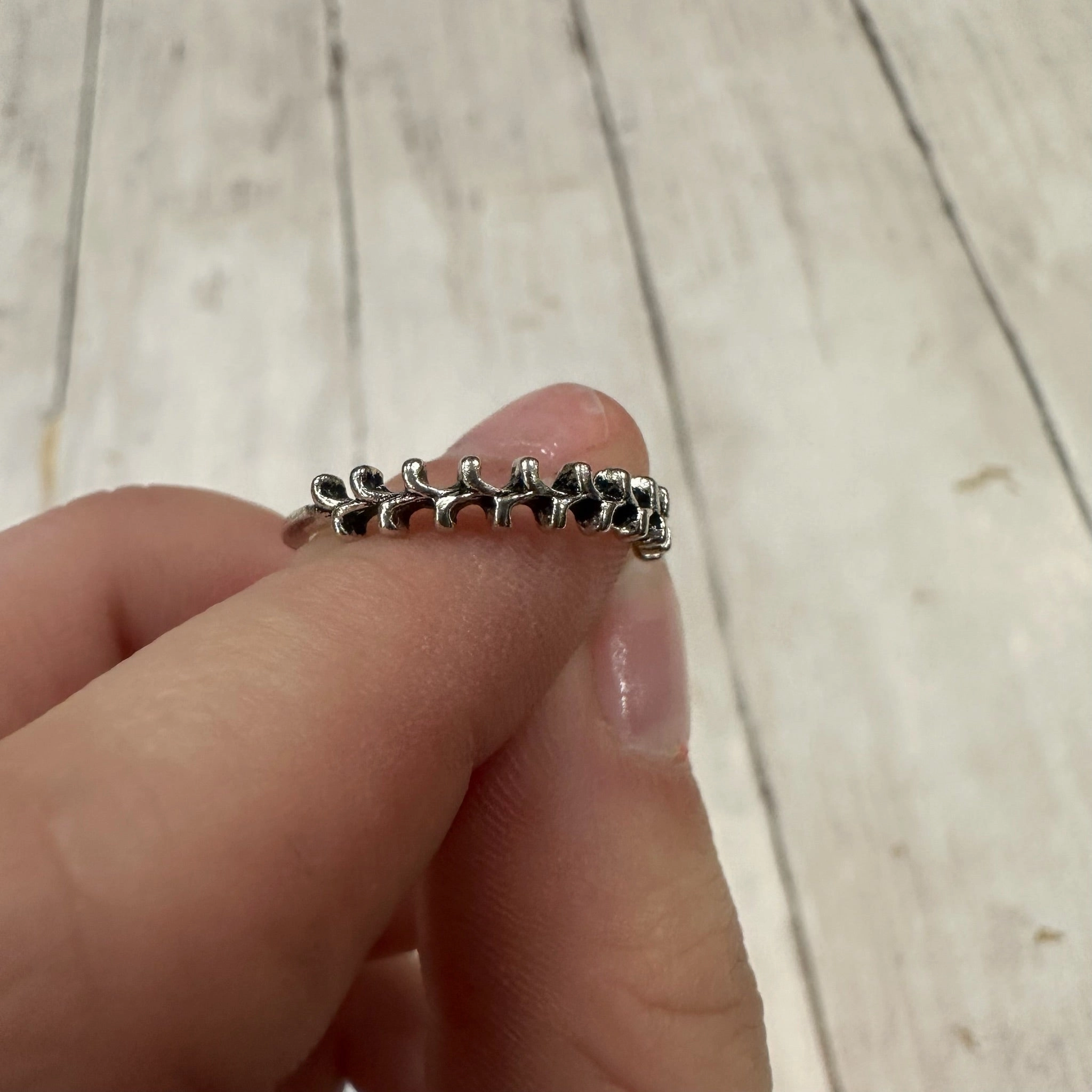 Ring Band By Clothes Mentor, Size: 7