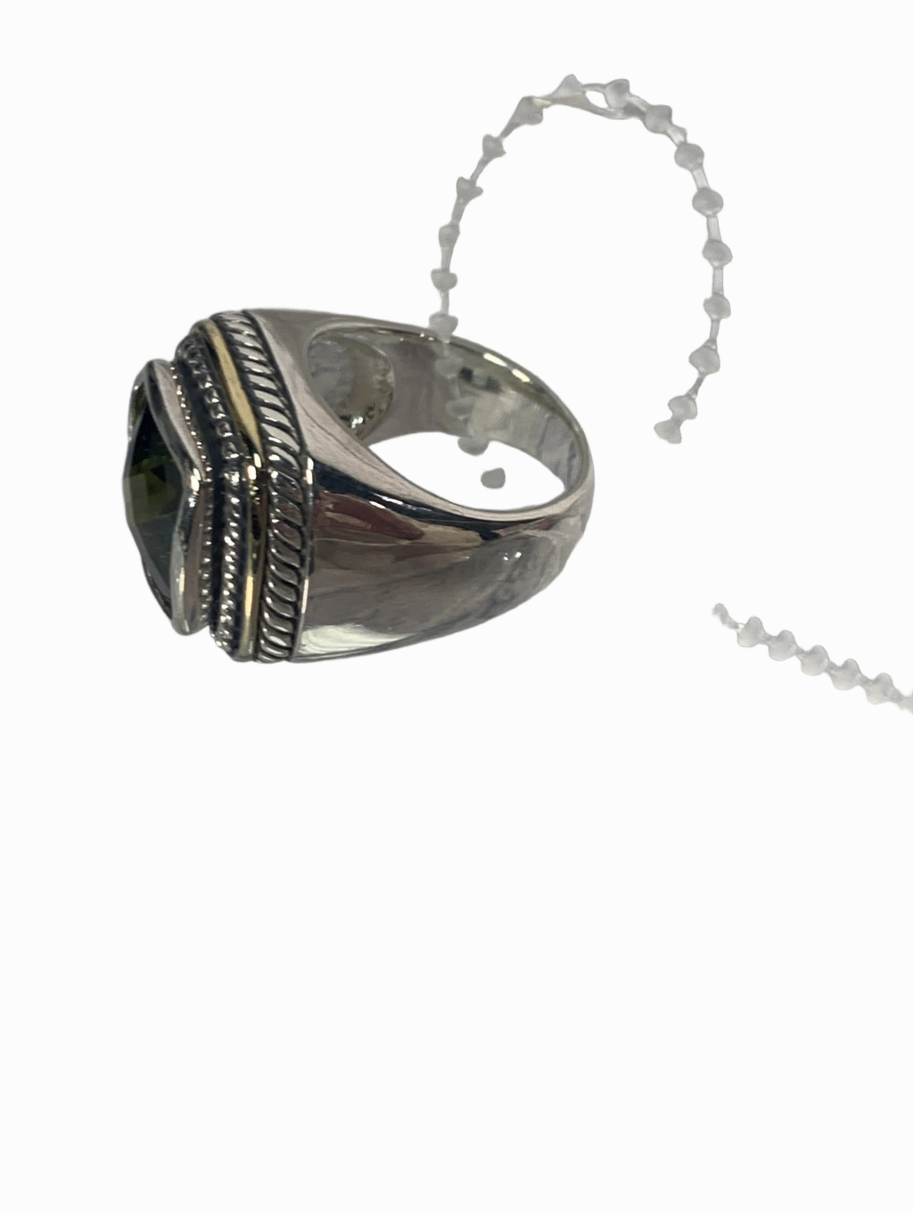 Ring Statement By Clothes Mentor  Size: 6.5