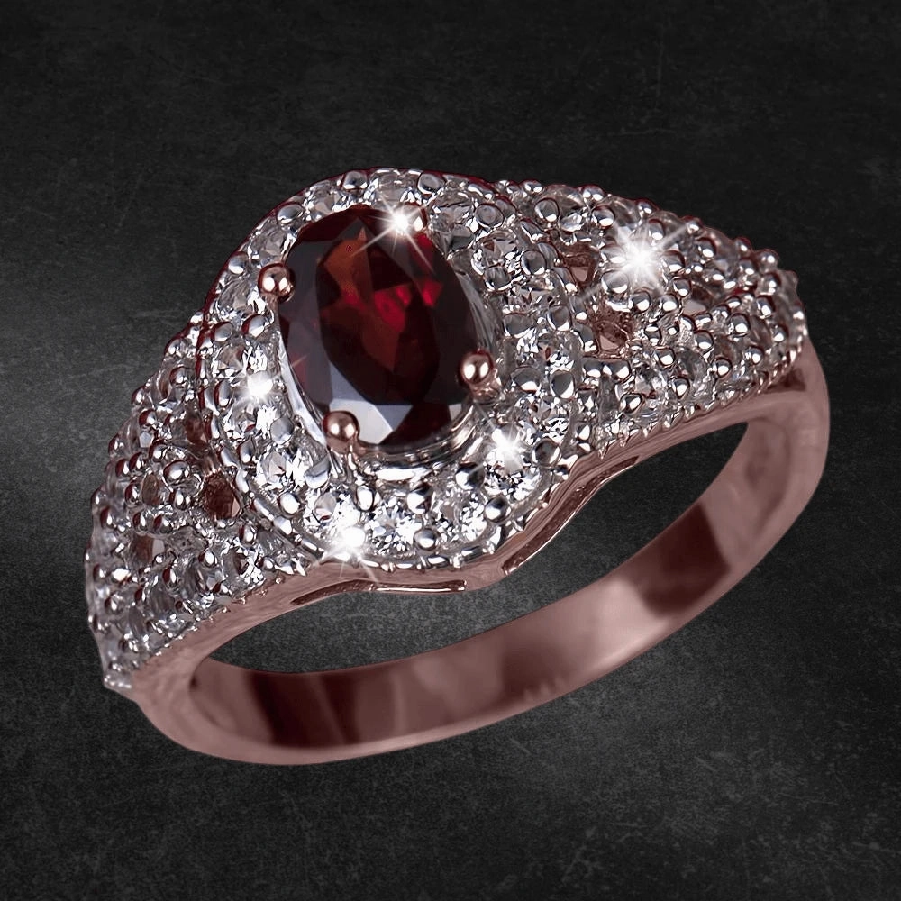 Rouge Garnet Ring