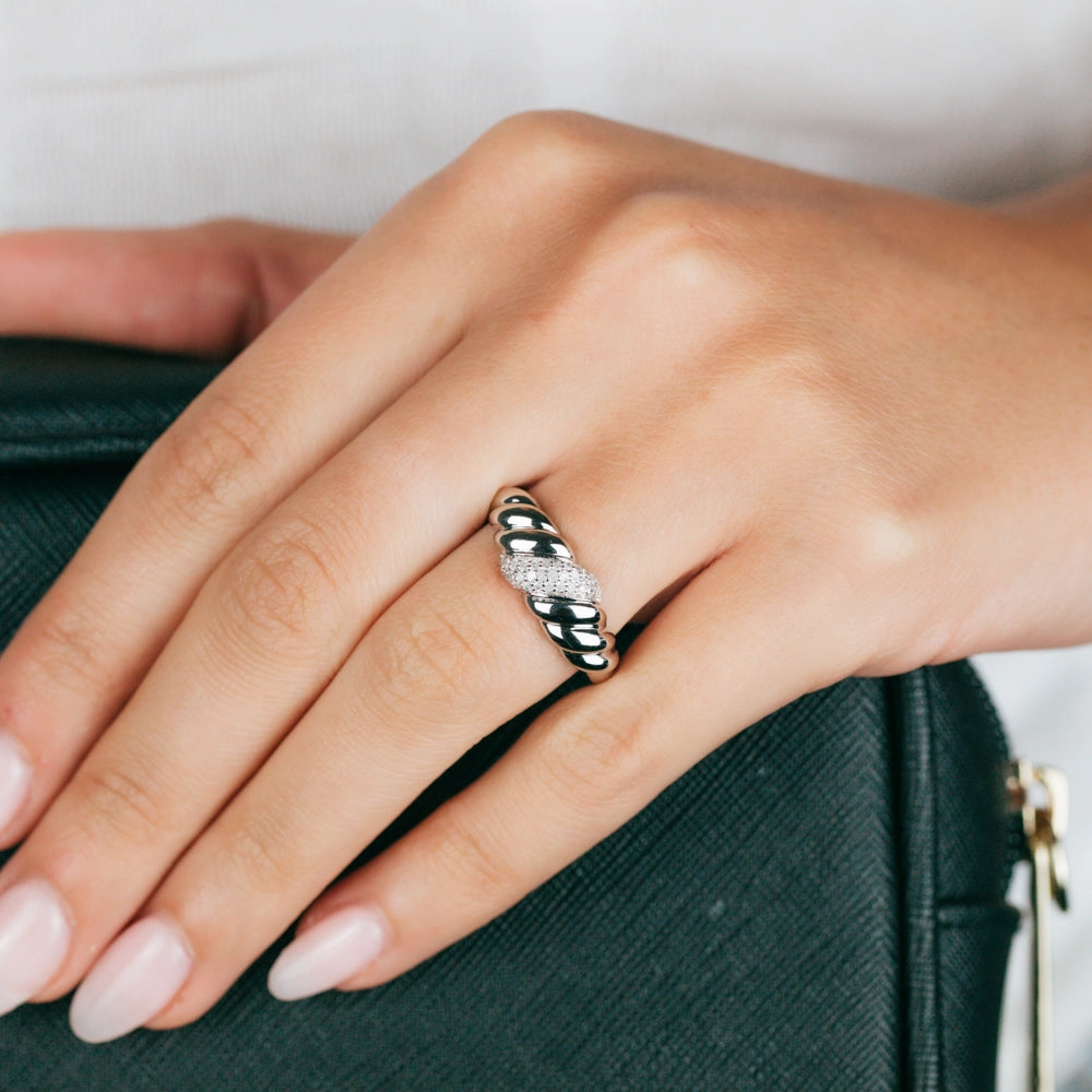 Sterling Silver 1/6 Carat Diamond Ring