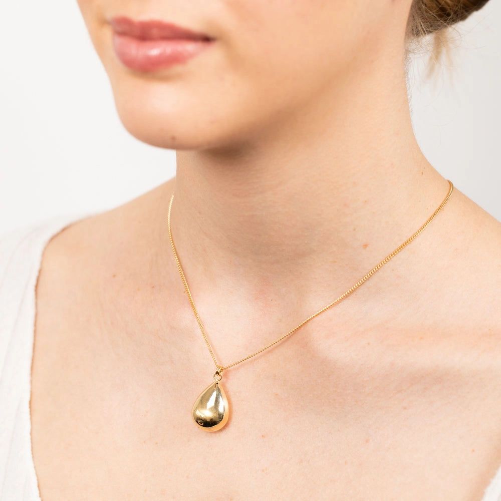 Sterling Silver Gold Plated Polished Tear Drop Pendant On Chain
